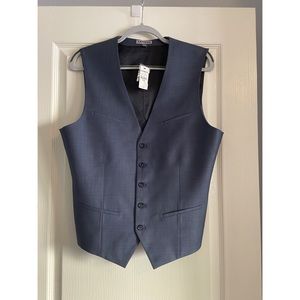 BRAND NEW WITH TAGS! Express Mens vest.